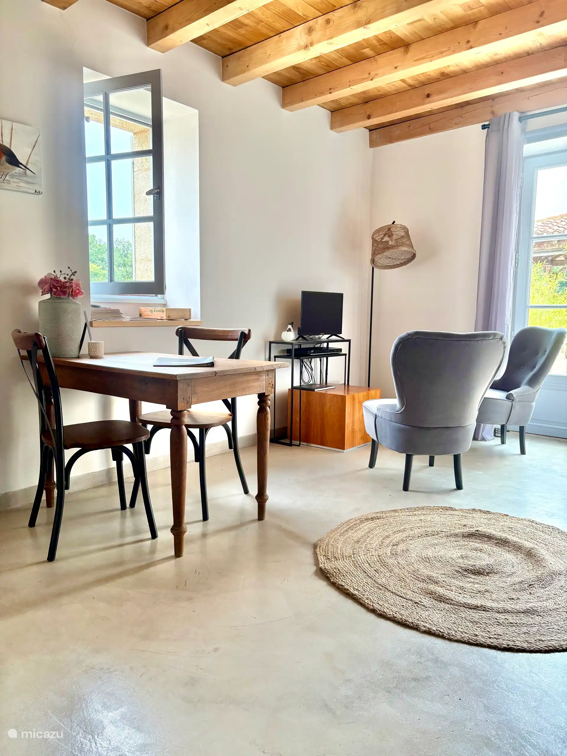 L’espace de vie mange. Assise et cuisine