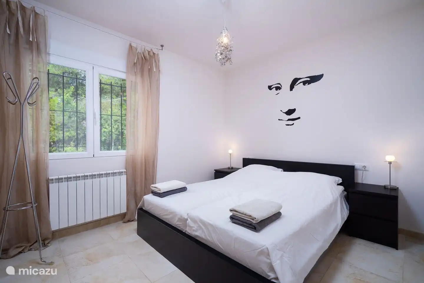 Schlafzimmer im 1. Stock, Bett 160*200