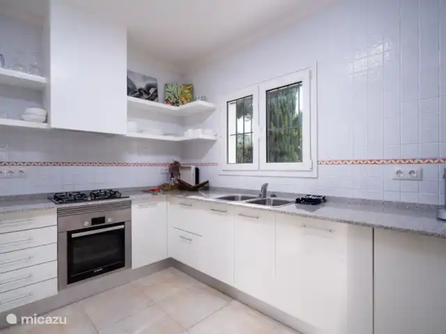 Villa Zara | Espagne, Costa Blanca, Moraira - villa Cuisine spacieuse et complète au 1er étage avec tout le nécessaire