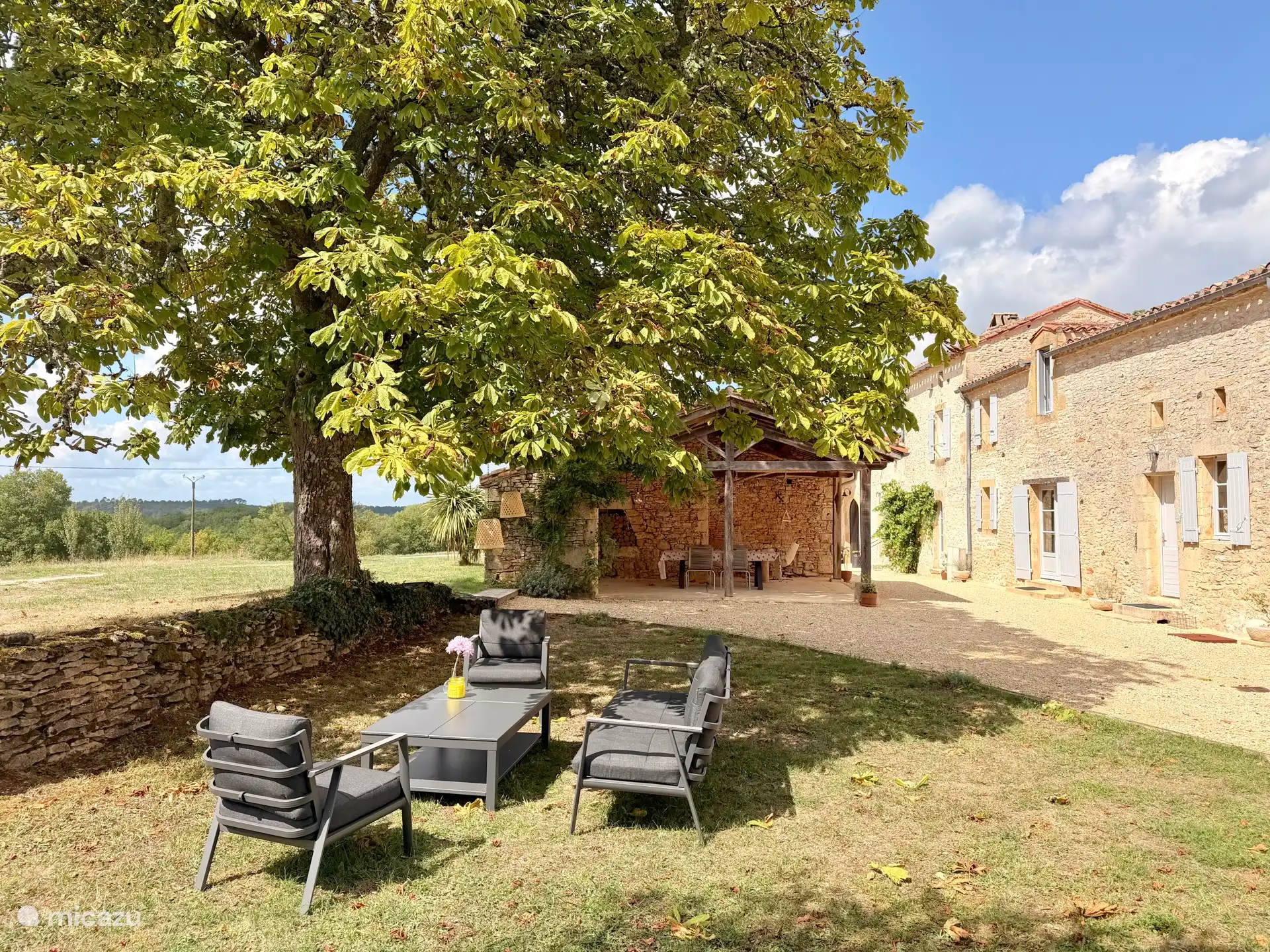 gîte / hütte in Midi-Pyrénées, Frankreich – Chambre en pierre - Gîte Villeréal