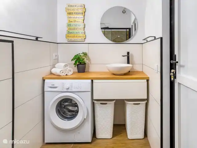 villa huren in Spanje, Gran Canaria, Puerto Rico – Moderne villa met zwembad Wasmachine aanwezig en gratis te gebruiken