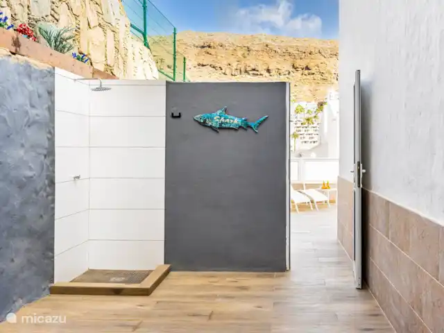 villa huren in Spanje, Gran Canaria, Puerto Rico – Moderne villa met zwembad Buitendouche