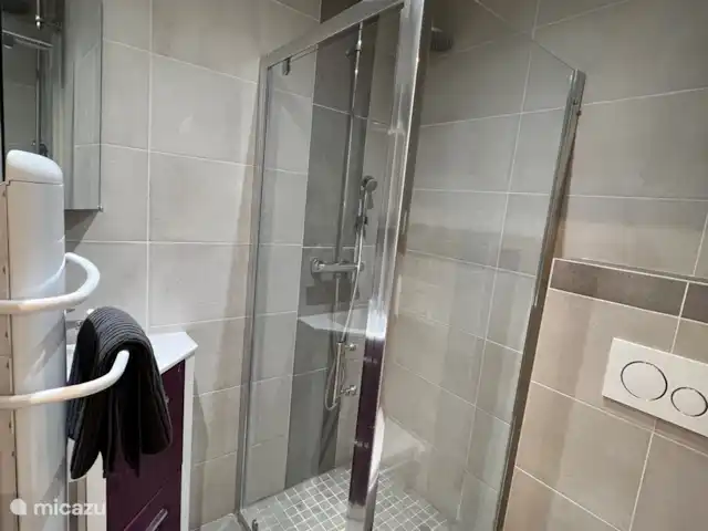 CasaSaintAygulf en Francia, Costa Azul, San Aygulfo - casa vacacional Baño planta baja