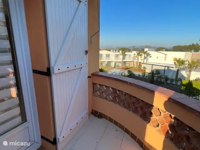 CasaSaintAygulf en Francia, Costa Azul, San Aygulfo - casa vacacional balcón