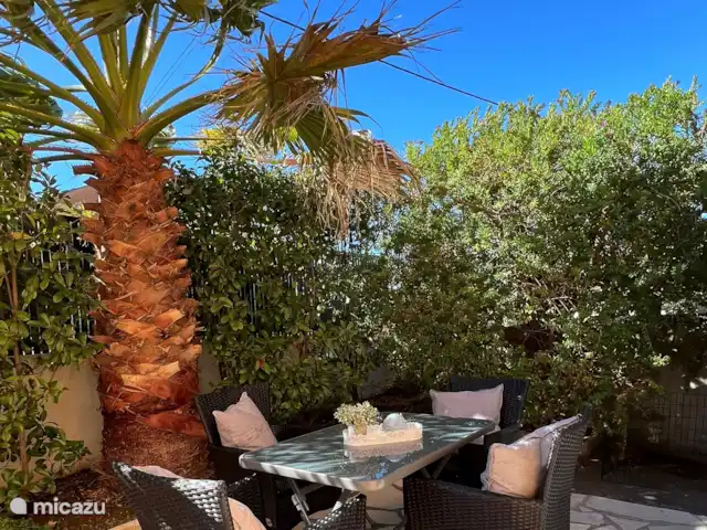 CasaSaintAygulf en Francia, Costa Azul, San Aygulfo - casa vacacional Sala de estar jardín