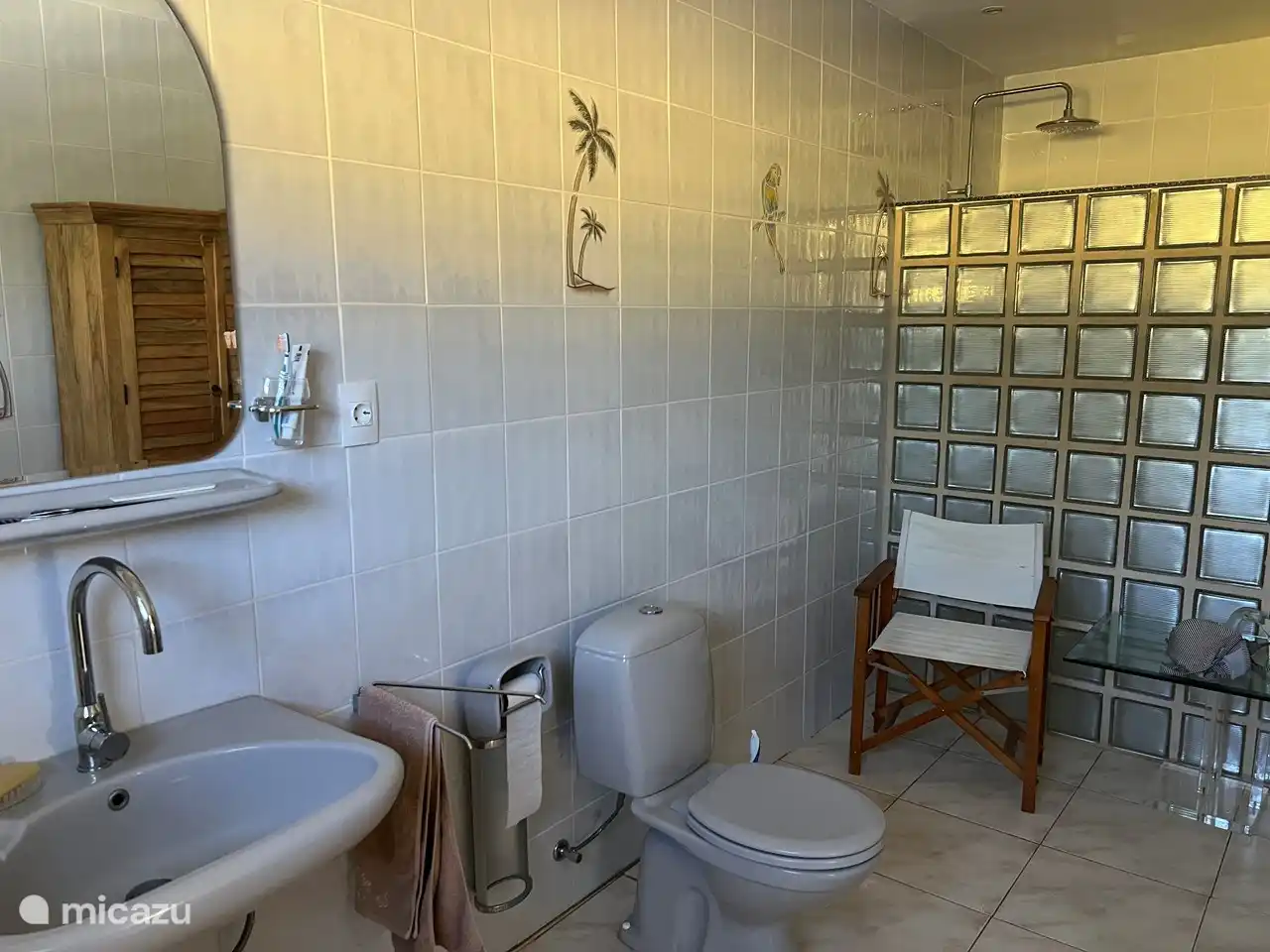 Integriertes Duschbad zum Schlafzimmer 1