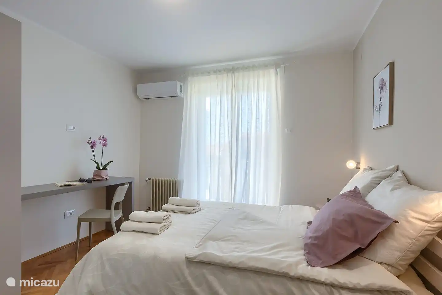 Segundo dormitorio en el primer piso