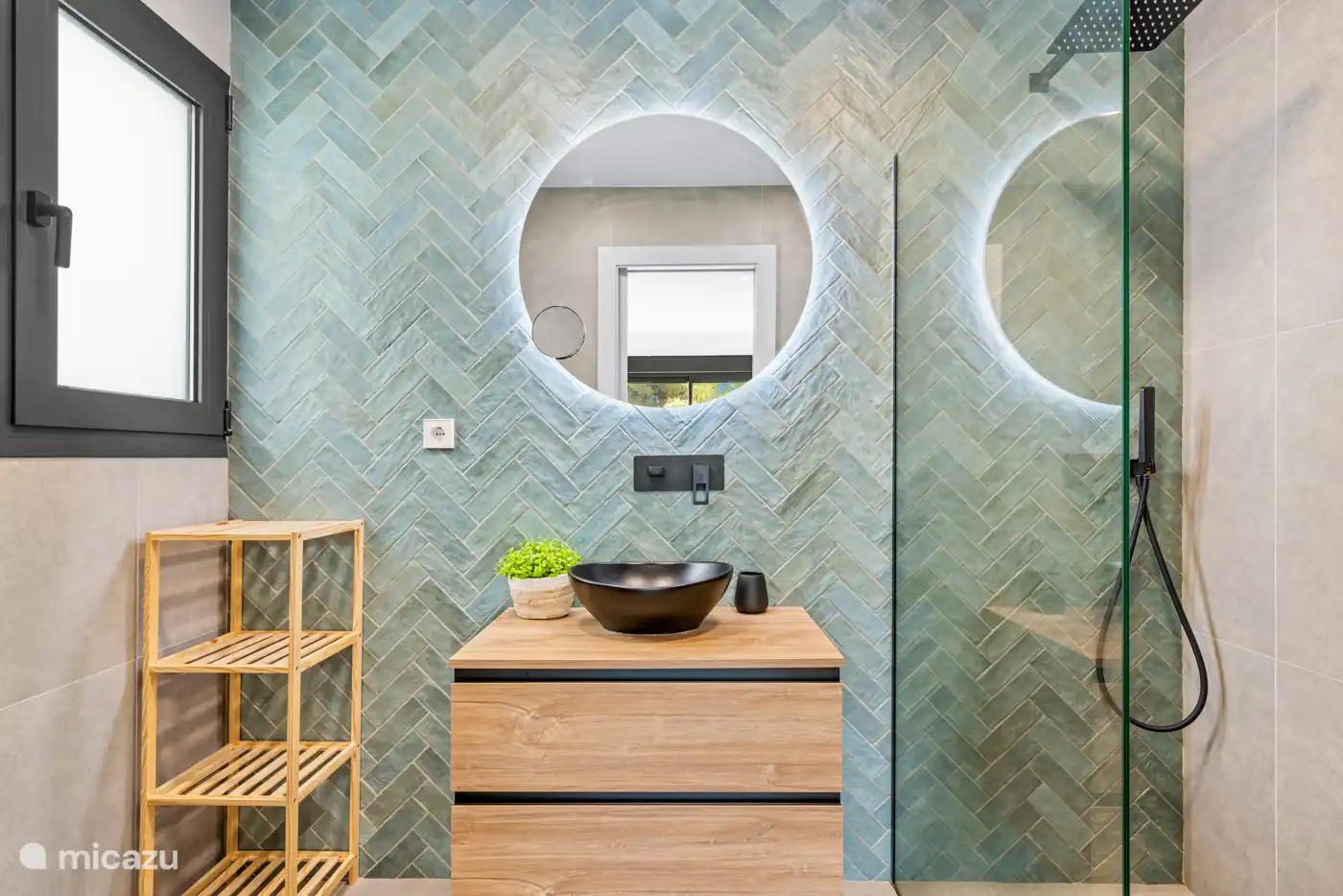 Badezimmer ensuite im Schlafzimmer 1