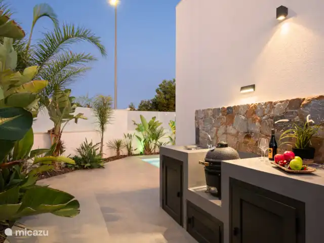 Location de Vacances Espagne, Murcia, Santiago de la Ribera, villa - Villa Costa Calida Cuisine extérieure vue nuit