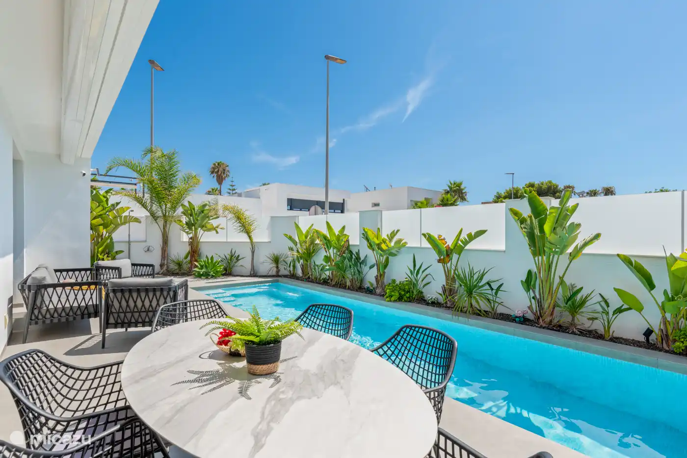 Esstisch für 6 Personen 