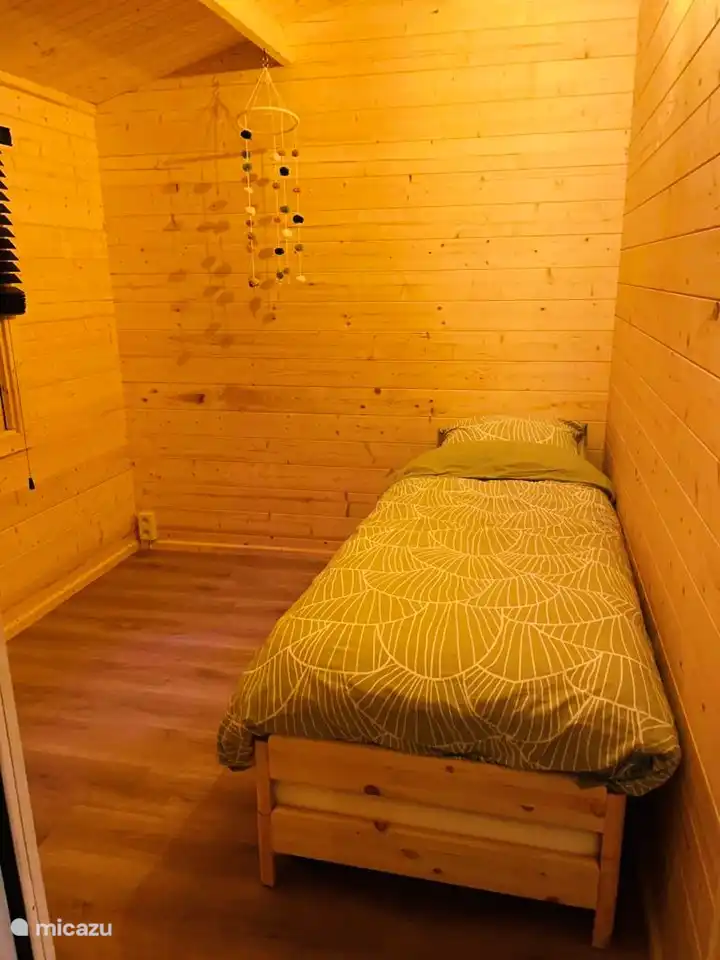 Chambre avec 2 lits empilables