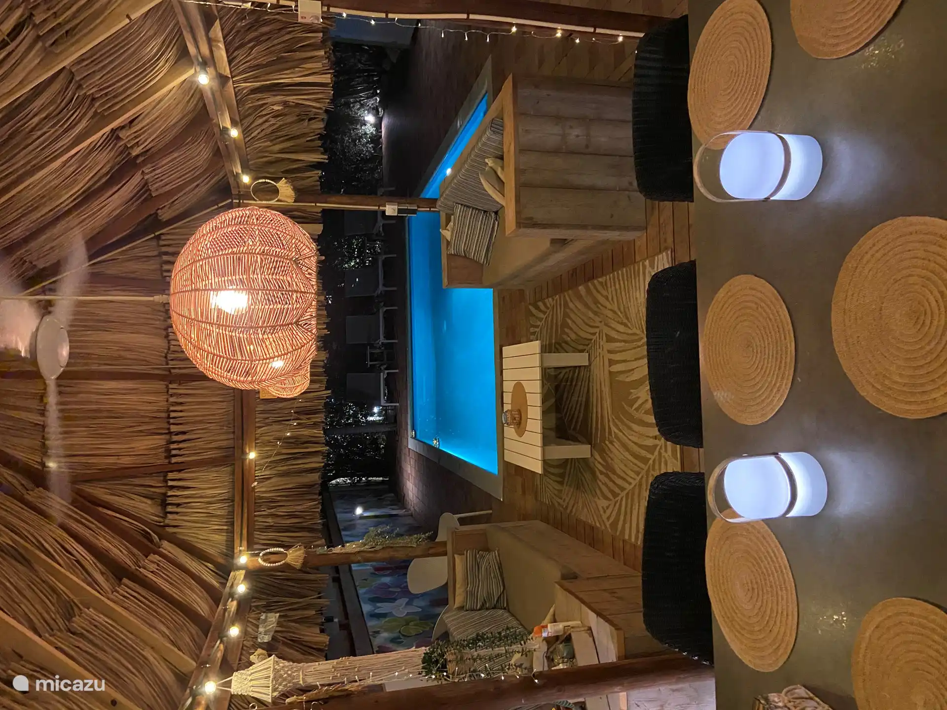 Kas Hopi Dushi in Curaçao, Banda Ariba (Ost), Jan Thiel - Villa