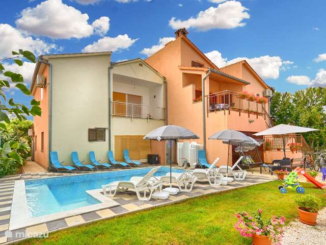 Vakantiehuis Kroatië, Istrië, Fazana – appartement Appartement Vili voor 8 personen(1303)