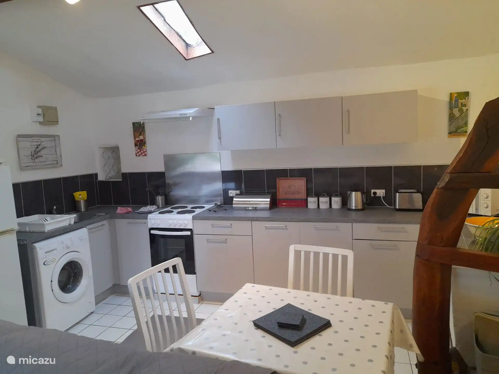 Cuisine et table à manger