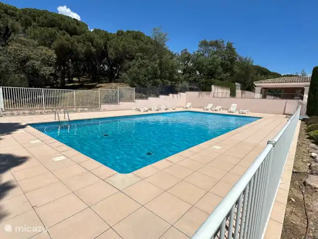 Appartement A02 les Pins Bleus | France, Côte d'Azur, Sainte-Maxime - appartement Piscine partagée avec d'autres clients