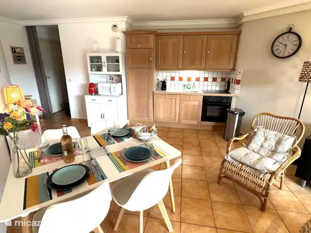 Appartement A02 les Pins Bleus | France, Côte d'Azur, Sainte-Maxime - appartement Cuisine complète