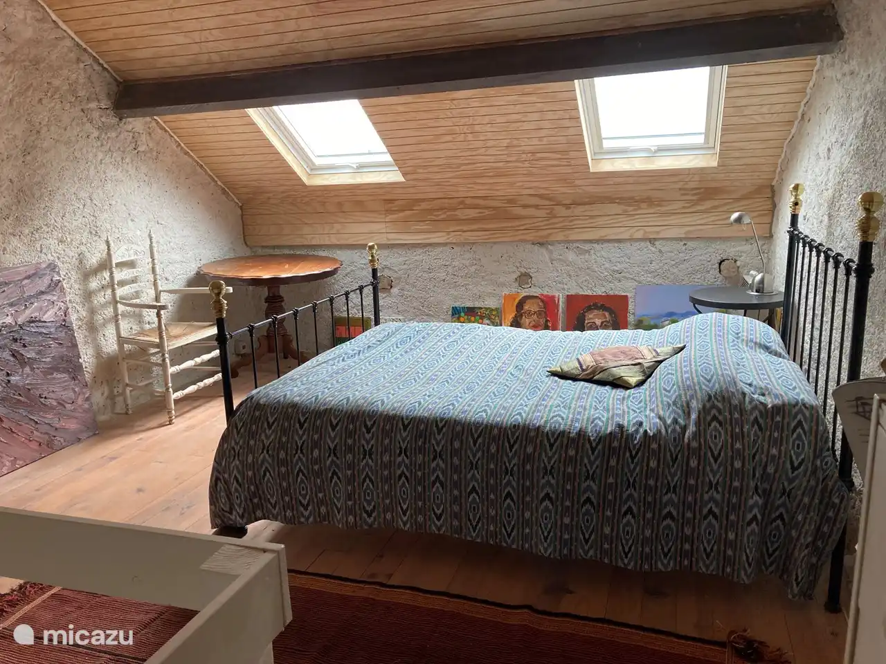 idem chambre à l'étage mansardé