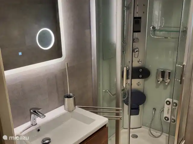 Casa Verónica en Países Bajos, Overijssel, Raalte - chalet Espejo calefactado e iluminado