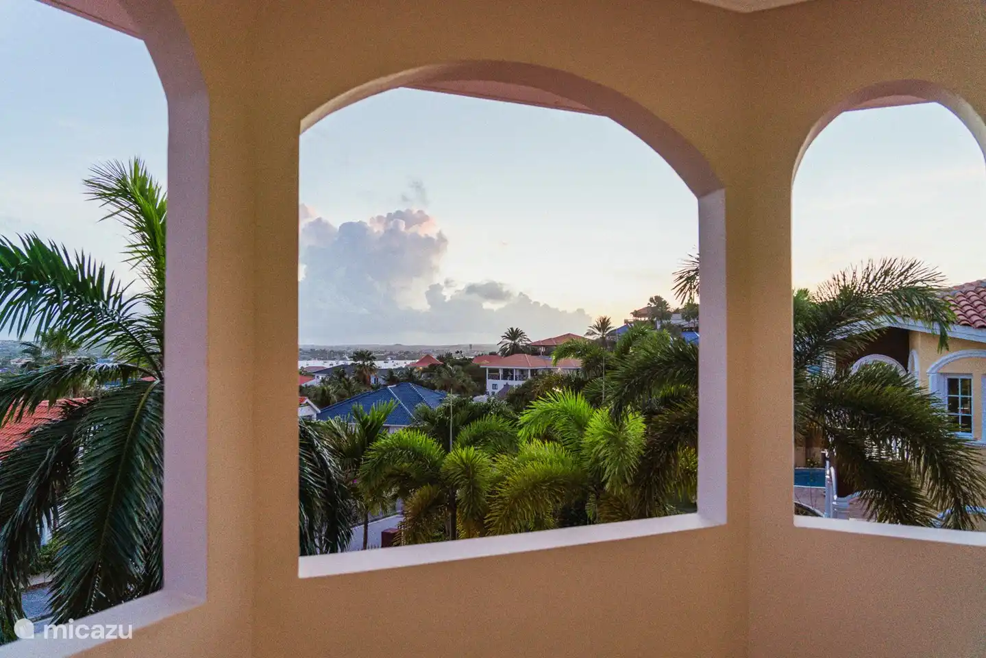 Vue depuis le coin salon de la chambre principale