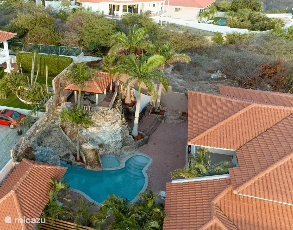 Photo drone piscine villa Lucia