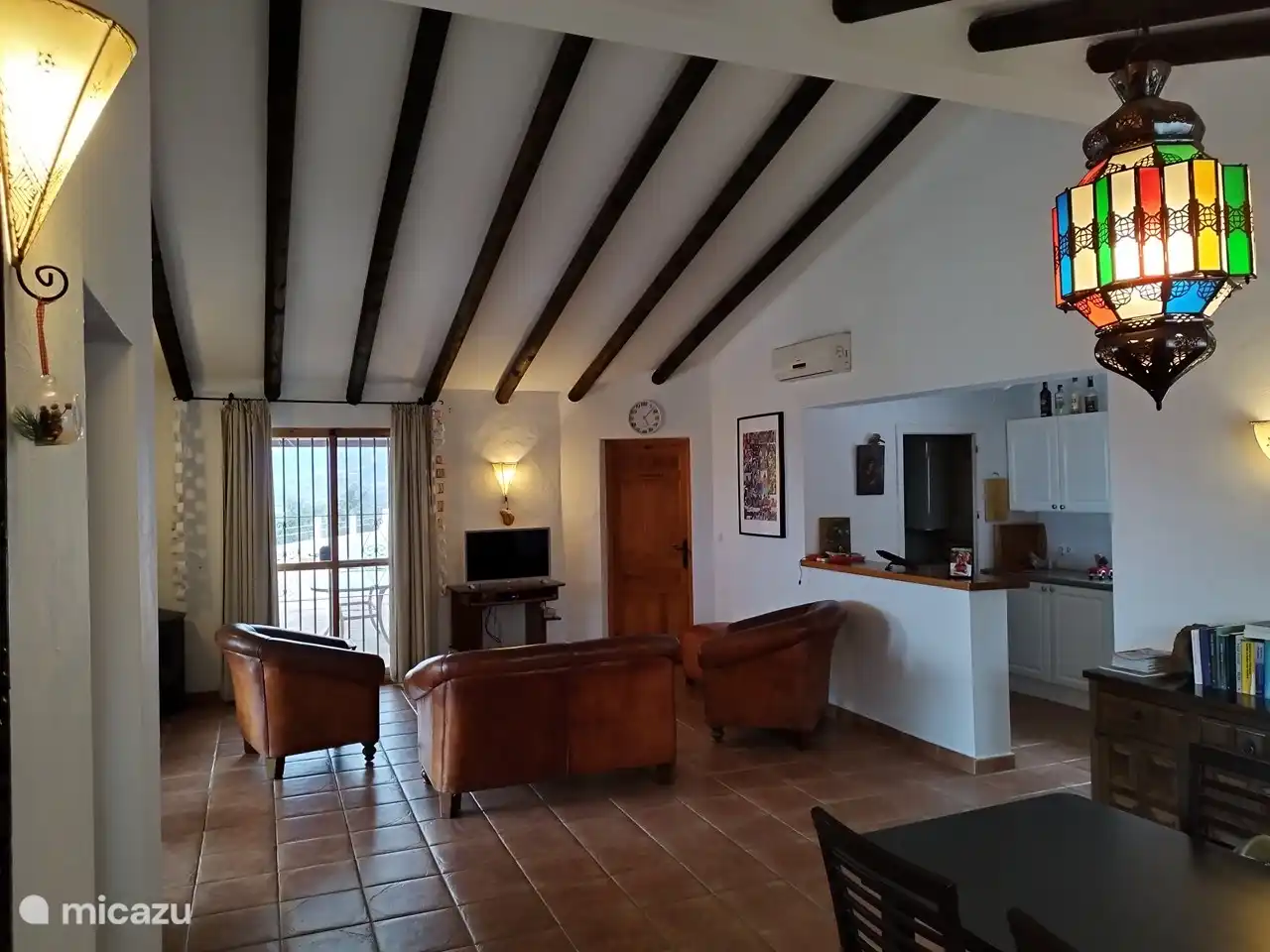 Wohnzimmer und Küche