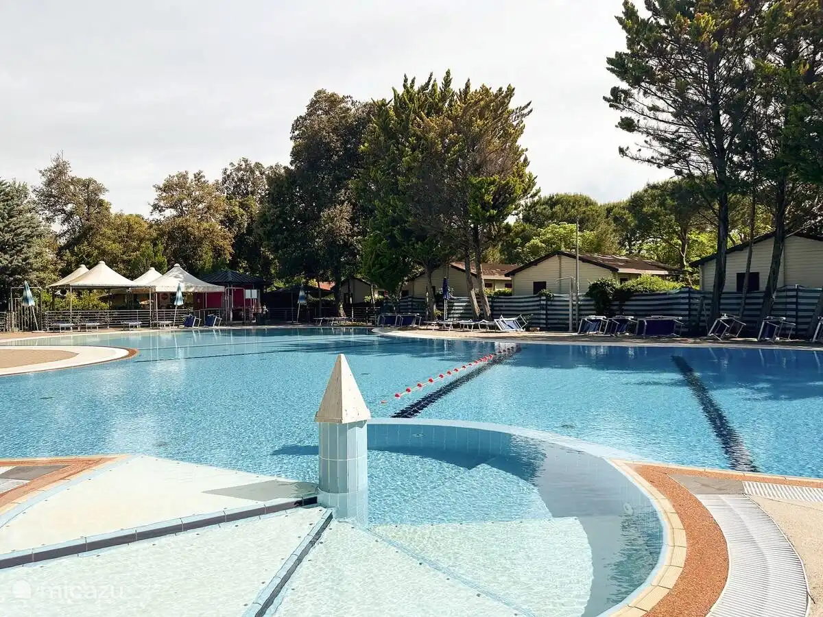 Escape to Tuscany. Stay in our comfortable chalet with swimming pool, beautiful nature and the most beautiful cities such as Lucca, Pisa and Florence a short distance away.