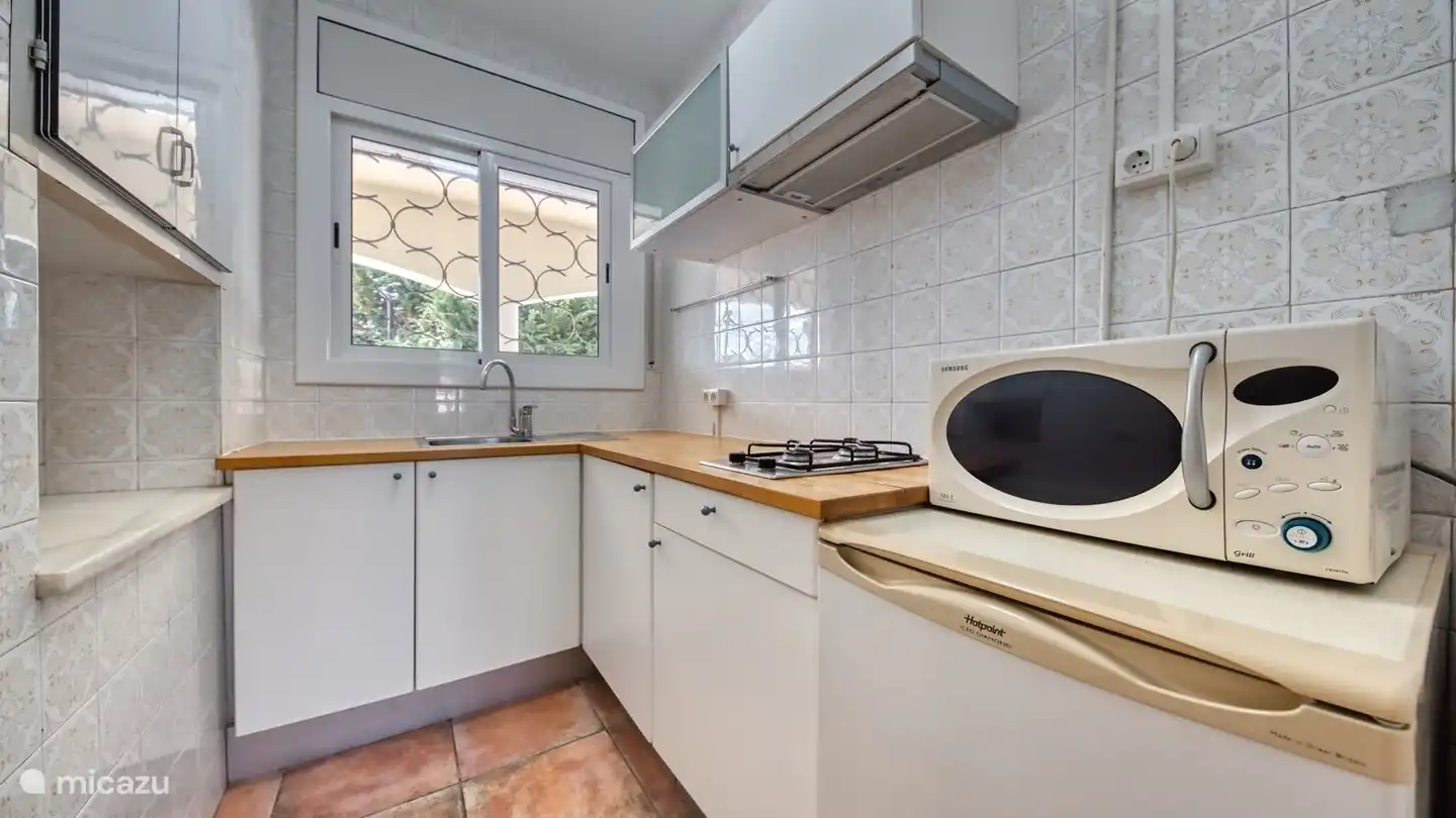 Die ideale Villa zum Leben im Freien unter der spanischen Sonne mit privatem Pool, schöner Lounge und Bar!