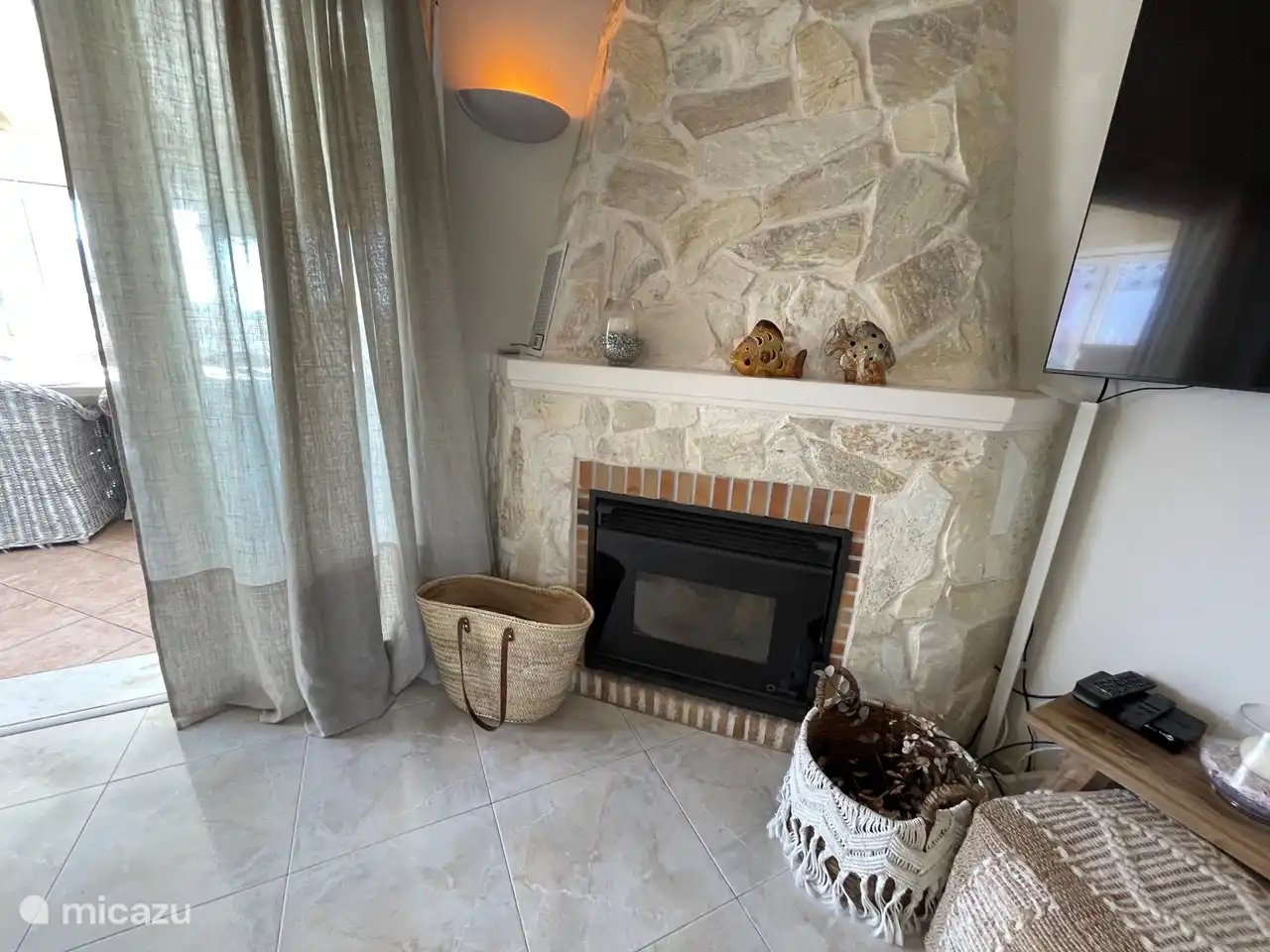 Pallet stove for heating