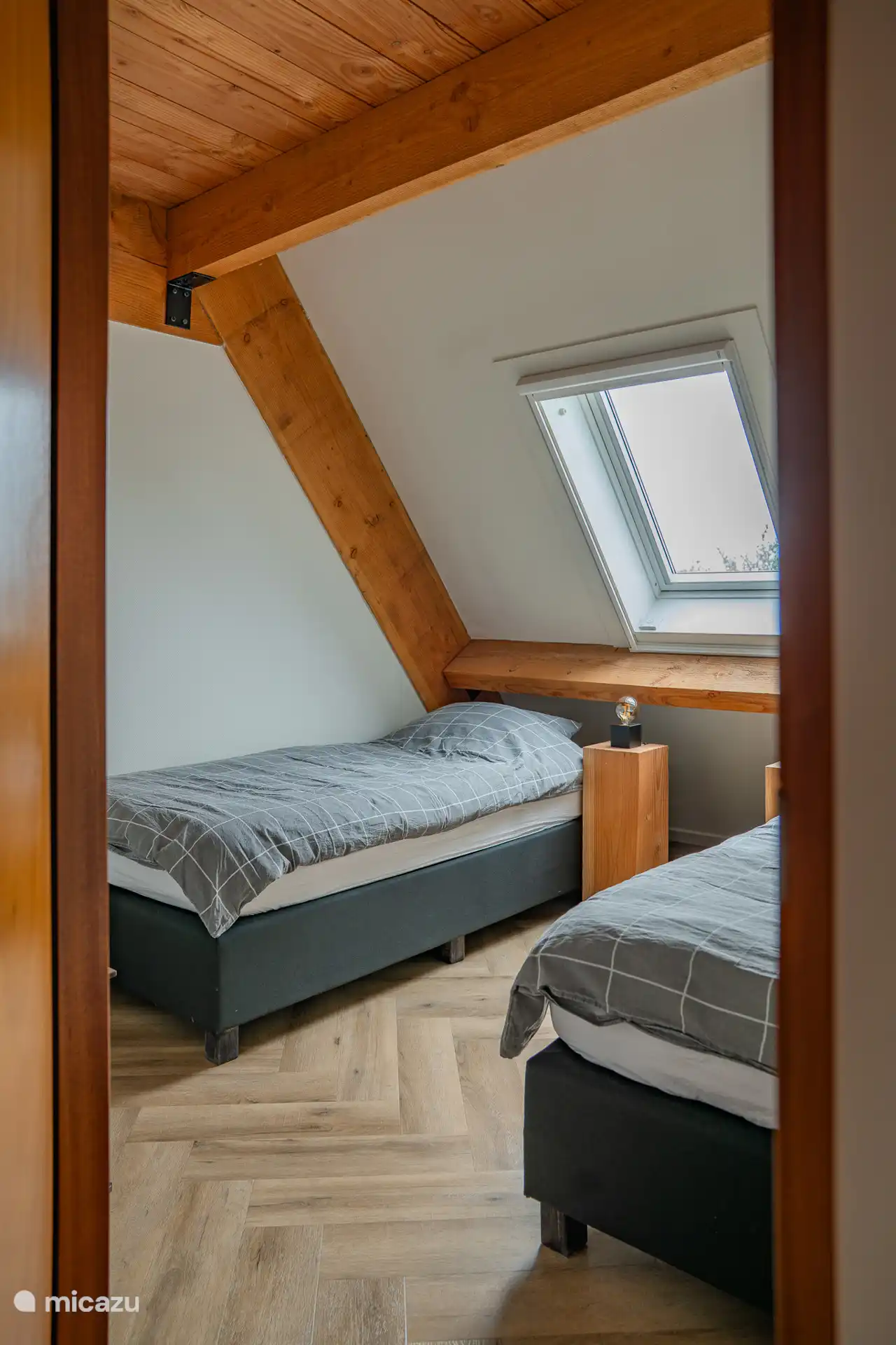 Dormitorio 3 con 2 camas individuales.