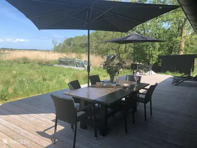 Domaine Âld Heach Hiem 14 personnes | Pays-Bas, Frise, Goëngahuizen - maison de vacances Terrasse Alde Feanen