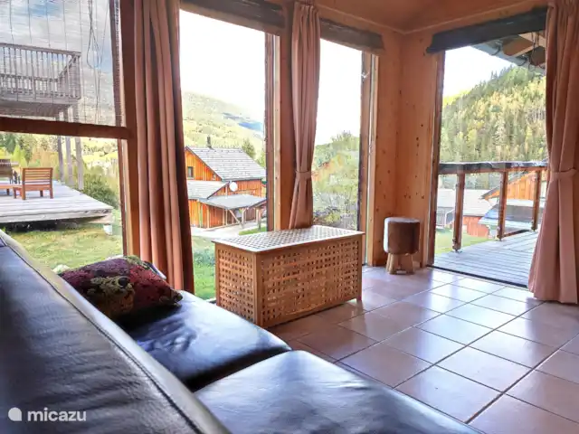 Chalet Alpenglöckchen dans un endroit panoramique | Autriche, Styrie, Stadl an der Mur - chalet Vue sur la vallée depuis le salon/véranda