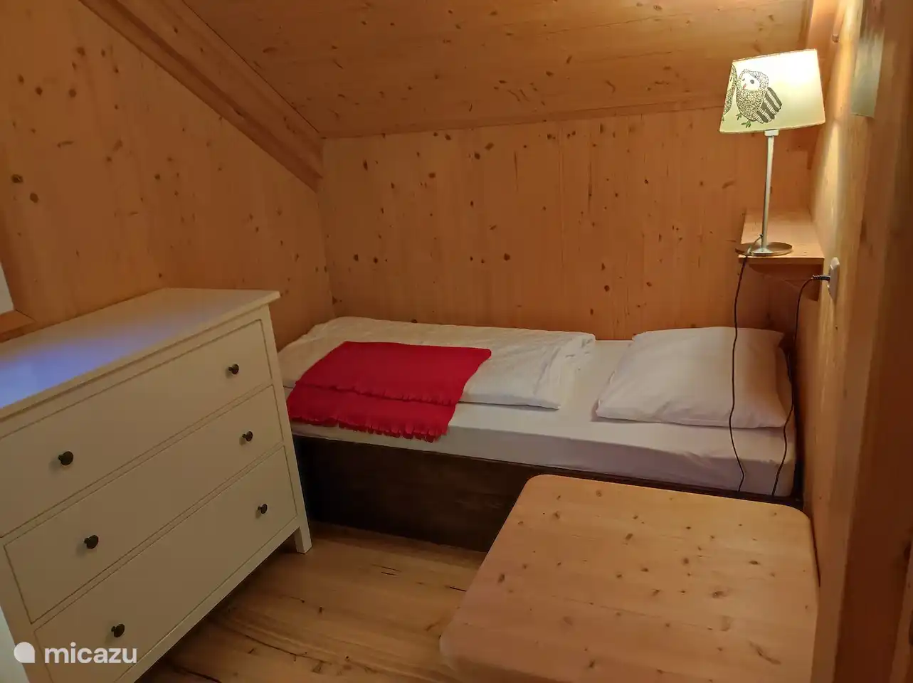 Dormitorio 3
Habitación infantil con cama individual