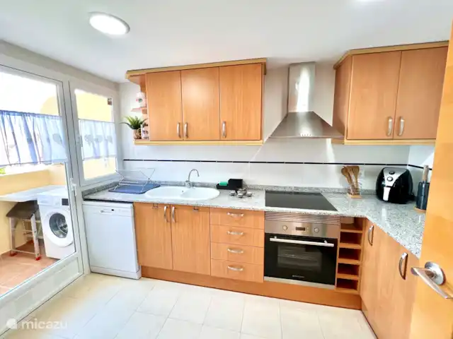 Location de Vacances Espagne, Costa Blanca, El Verger, appartement - Appartement Oasis El Verger cuisine complète