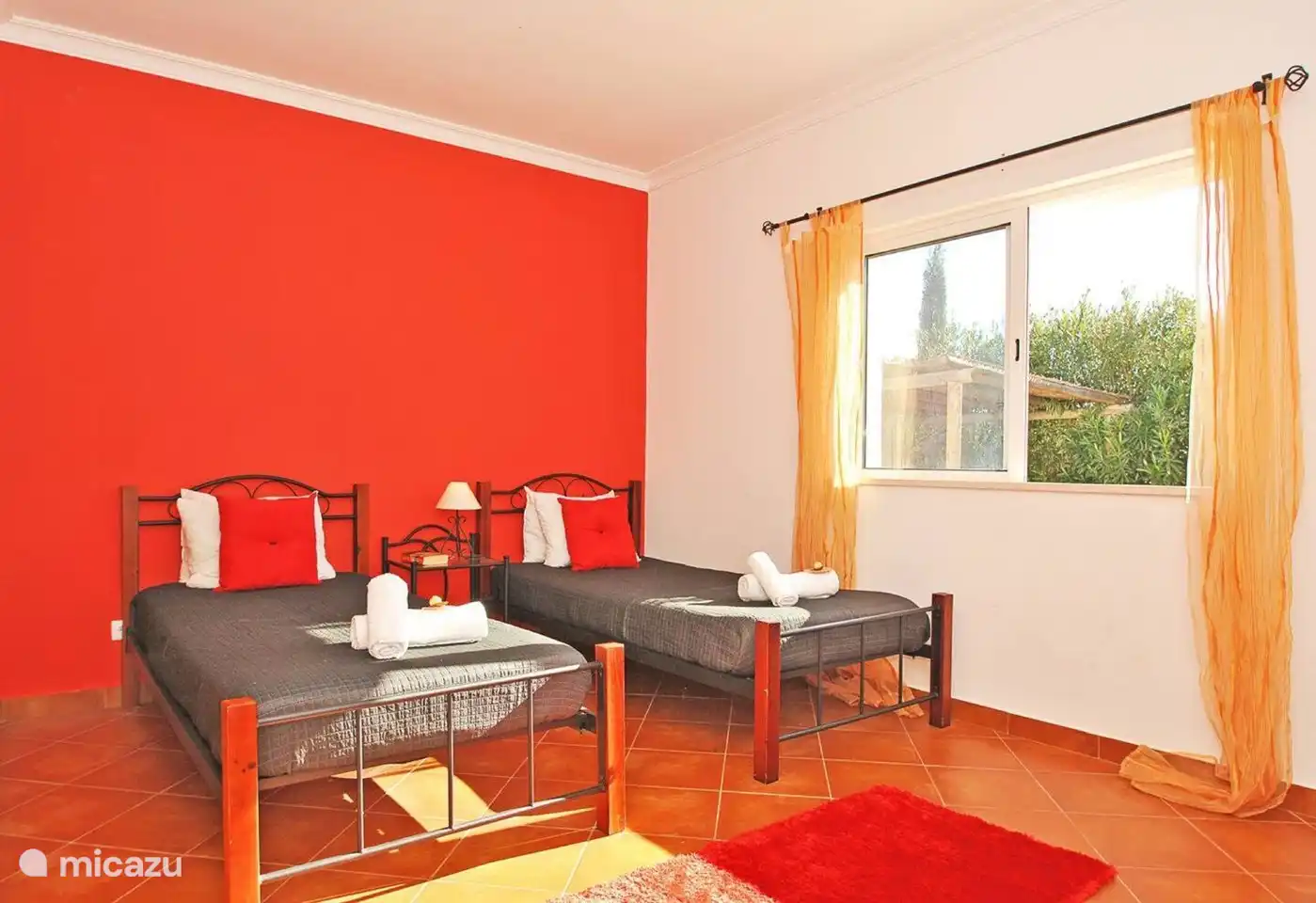 Chambre avec 2 lits simples