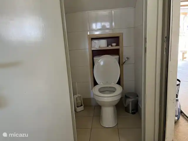 Location de Vacances Suisse, Oberland bernois, Lenk, chalet - Chalet drei Tannen toilettes au rez-de-chaussée