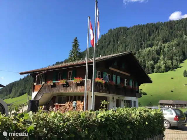 Location de Vacances Suisse, Oberland bernois, Lenk, chalet - Chalet drei Tannen vue de côté