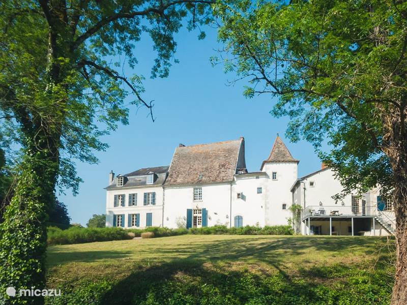 Vakantiehuis Frankrijk, Dordogne, Chenaud Landhuis / Kasteel Jachtslot Le Logis