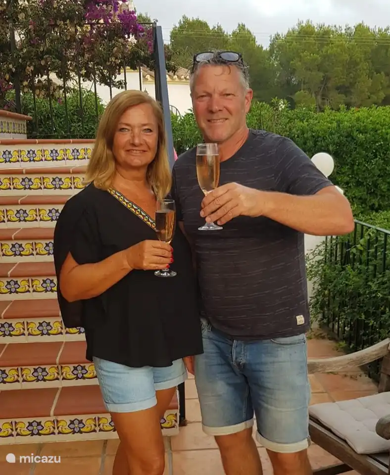 Erik & Connie Schoen