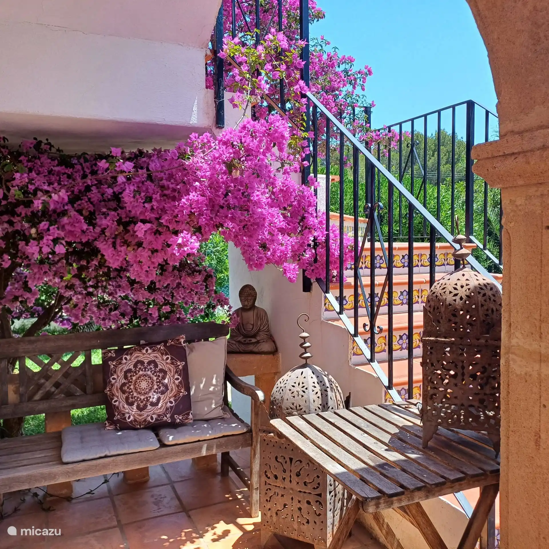 Siège sous les escaliers 