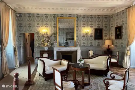 Sarlat-sur-Canada/Domme/Jardines Marqueyssac/Castenaud/Chateau des Milandes/La Roque Gageac/Castelna