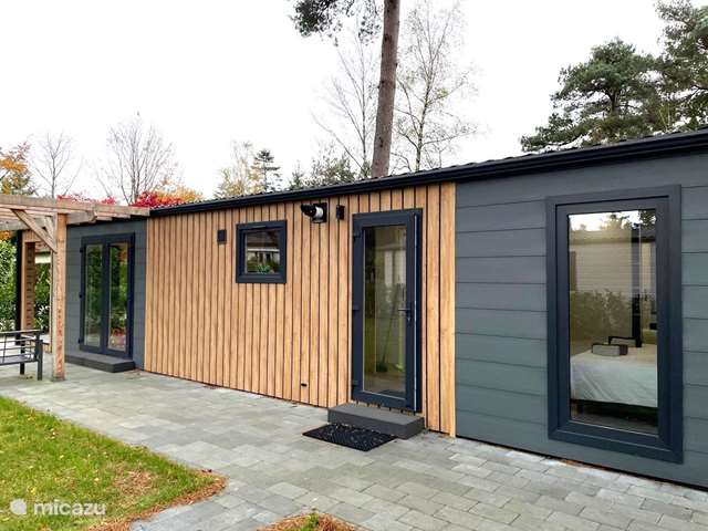 Luxury accommodation, Netherlands, Gelderland, Beekbergen, chalet Forest Cottage Serendipity