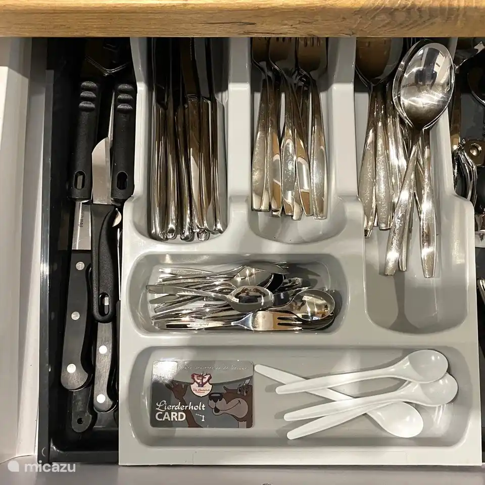 Abfallkarte in der Schublade