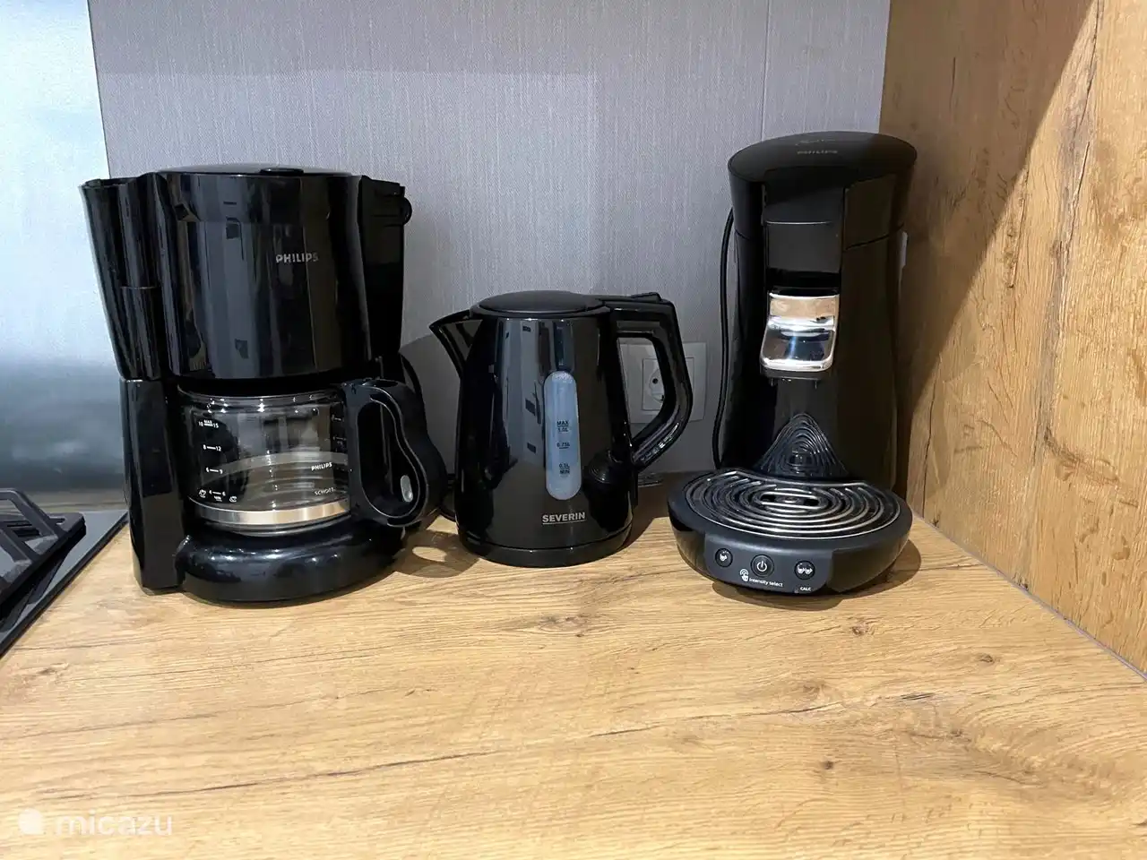 Kaffeemaschine und Wasserkocher