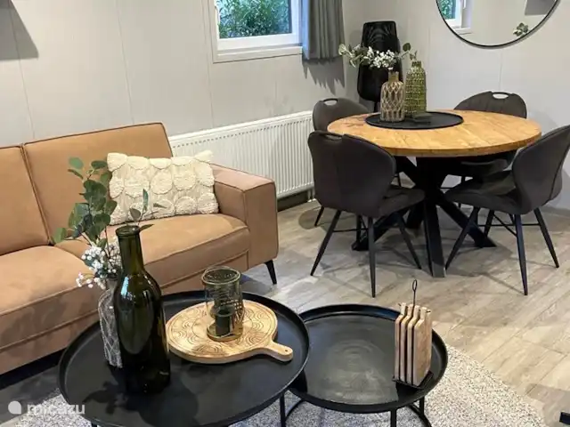 Cottage Serendipity - Natuur & Luxe huren in Nederland, Gelderland, Beekbergen - chalet Woonkamer en zithoek