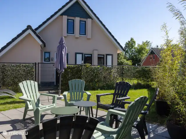 Maison de vacances de luxe avec spa et sauna | Pays-Bas, Frise, Tzummarum - maison de vacances Maison de vacances de luxe avec spa et sauna | Pays-Bas, Frise, Tzummarum - maison de vacances