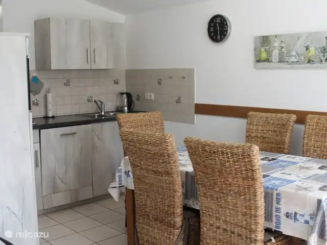 Bungalow Beach Life | Pays-Bas, Hollande du Nord, Julianadorp aan Zee - bungalow cuisine moderne avec table à manger