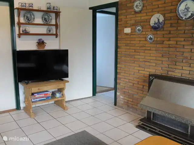 Bungalow Beach Life | Pays-Bas, Hollande du Nord, Julianadorp aan Zee - bungalow séjour avec cuisinière à gaz et chauffage central.