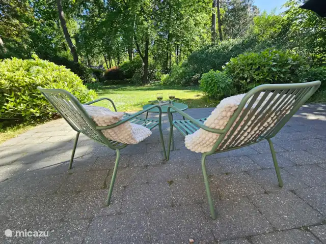 Bungalow en el bosque Jardines en Países Bajos, Güeldres, Garderen - bungaló Un maravilloso momento de paz en el jardín de privacidad.