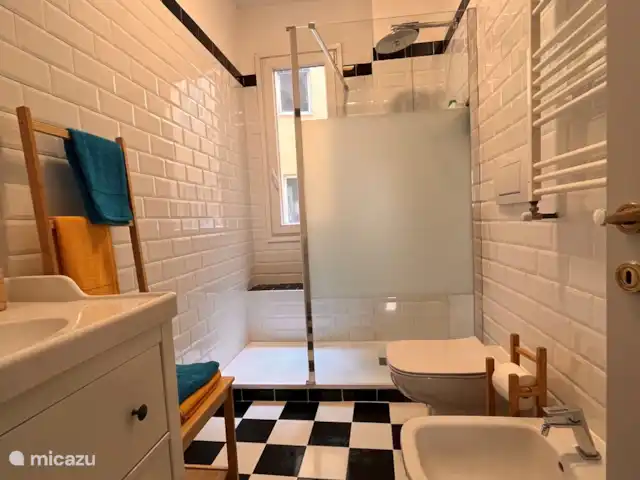 appartement huren in Italië, Rome, Rome – Chigi 82 Badkamer