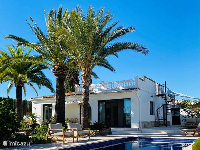 Holiday home in Spain, Andalusia, Velez-Malaga - villa Casa Suerte Verde